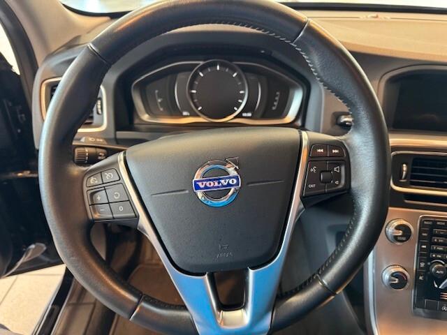 Volvo V60 Cross Country D3 Geartronic Business