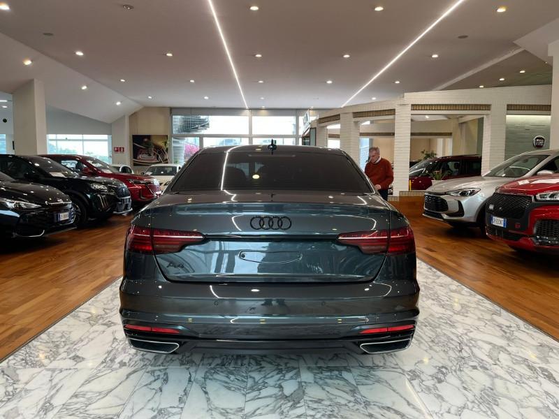 AUDI A4 35 TFSI S tronic Business Advanced