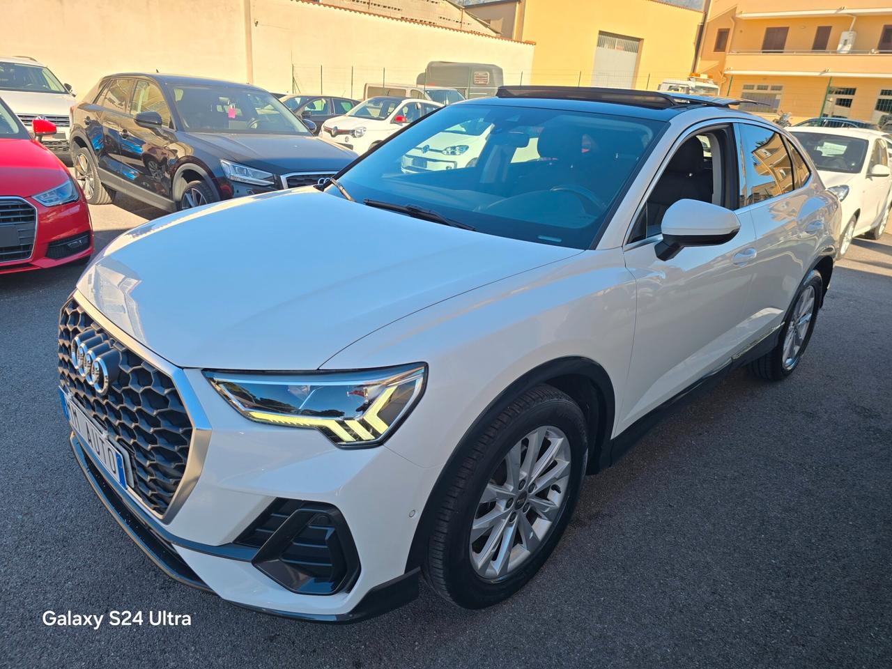 Audi Q3 35 TDI S tronic Panorama
