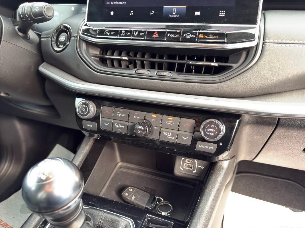 Jeep Compass 1.6 mjt Limited 130cv Con TELECAMERA & CARPLAY