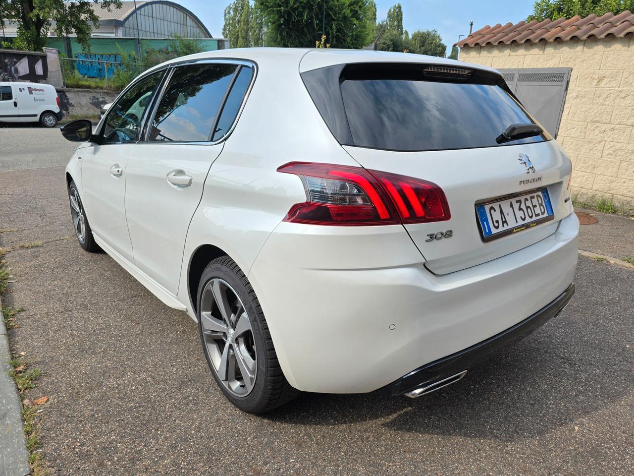 Peugeot 308 BlueHDi 130 GT Line Automatica