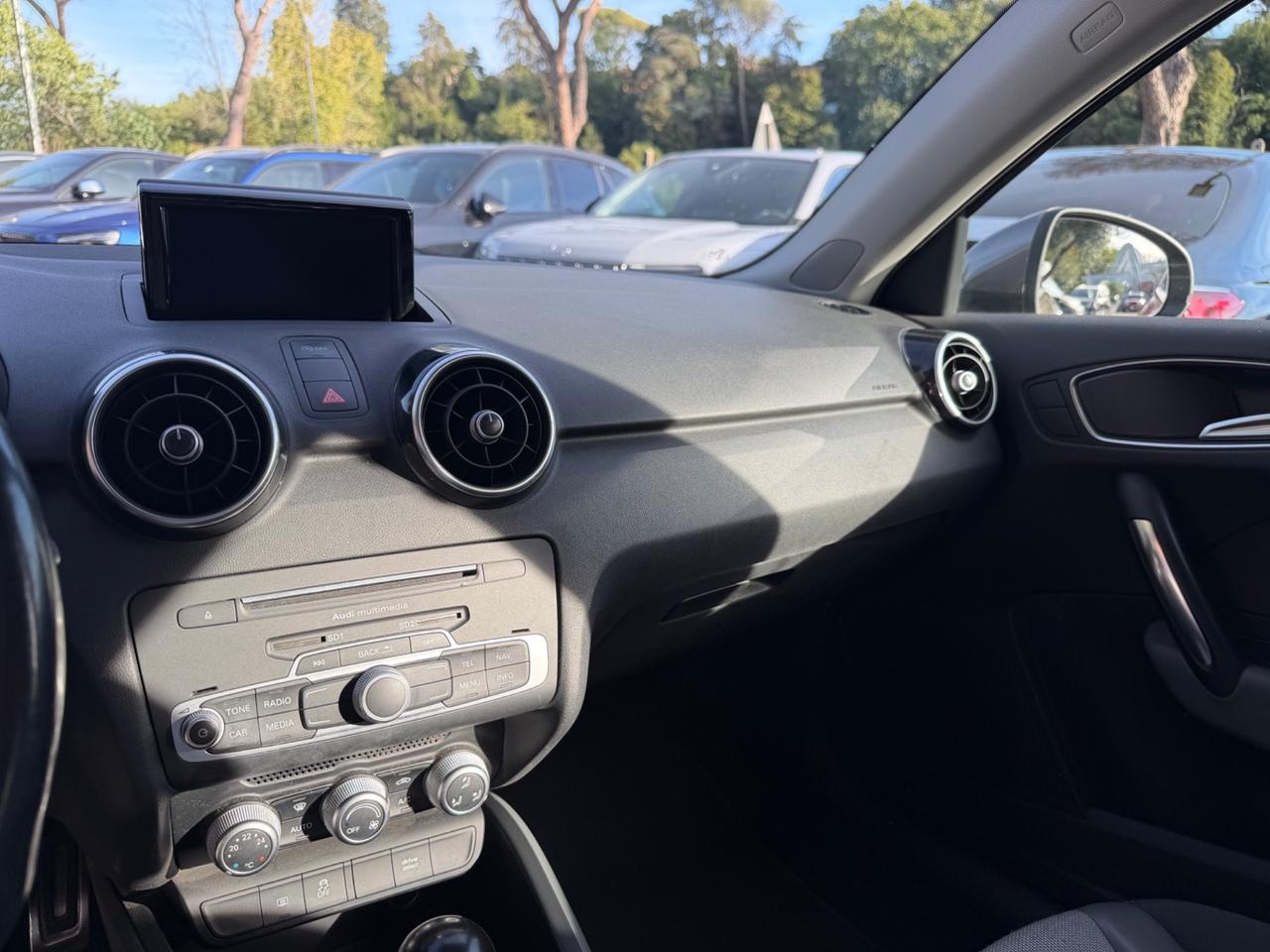 Audi A1 SPB 1.6 TDI 116 CV S tronic Admired