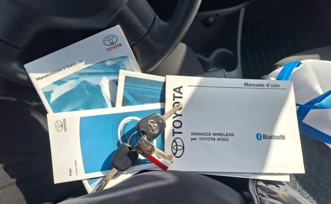 Toyota Aygo 2006 1.0 12V VVT-i 5 porte Sol BLUETOOTH KM CERTIFICATI NEOPATENTATI