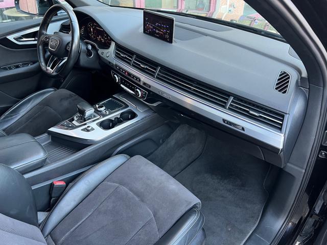 AUDI Q7 3.0 TDI 272 CV quattro tiptronic S Line Sline 7p