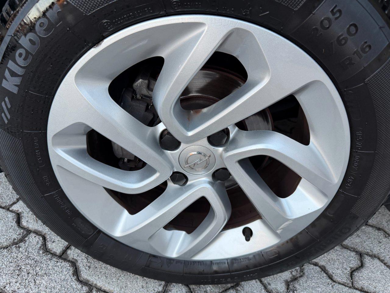 Opel Crossland X 1.2 Innovation 83cv FULL OPTIONAL SENZA VINCOLI