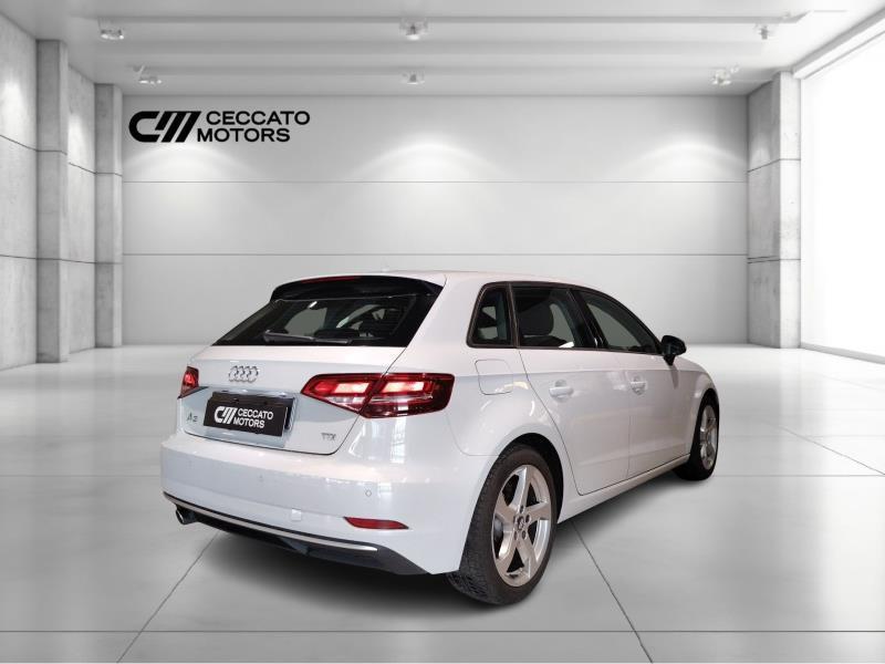 Audi A3 1.6 TDI S tronic