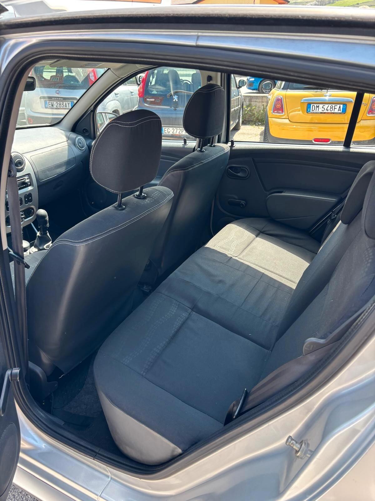 Dacia Sandero 1.4 8V GPL Ambiance