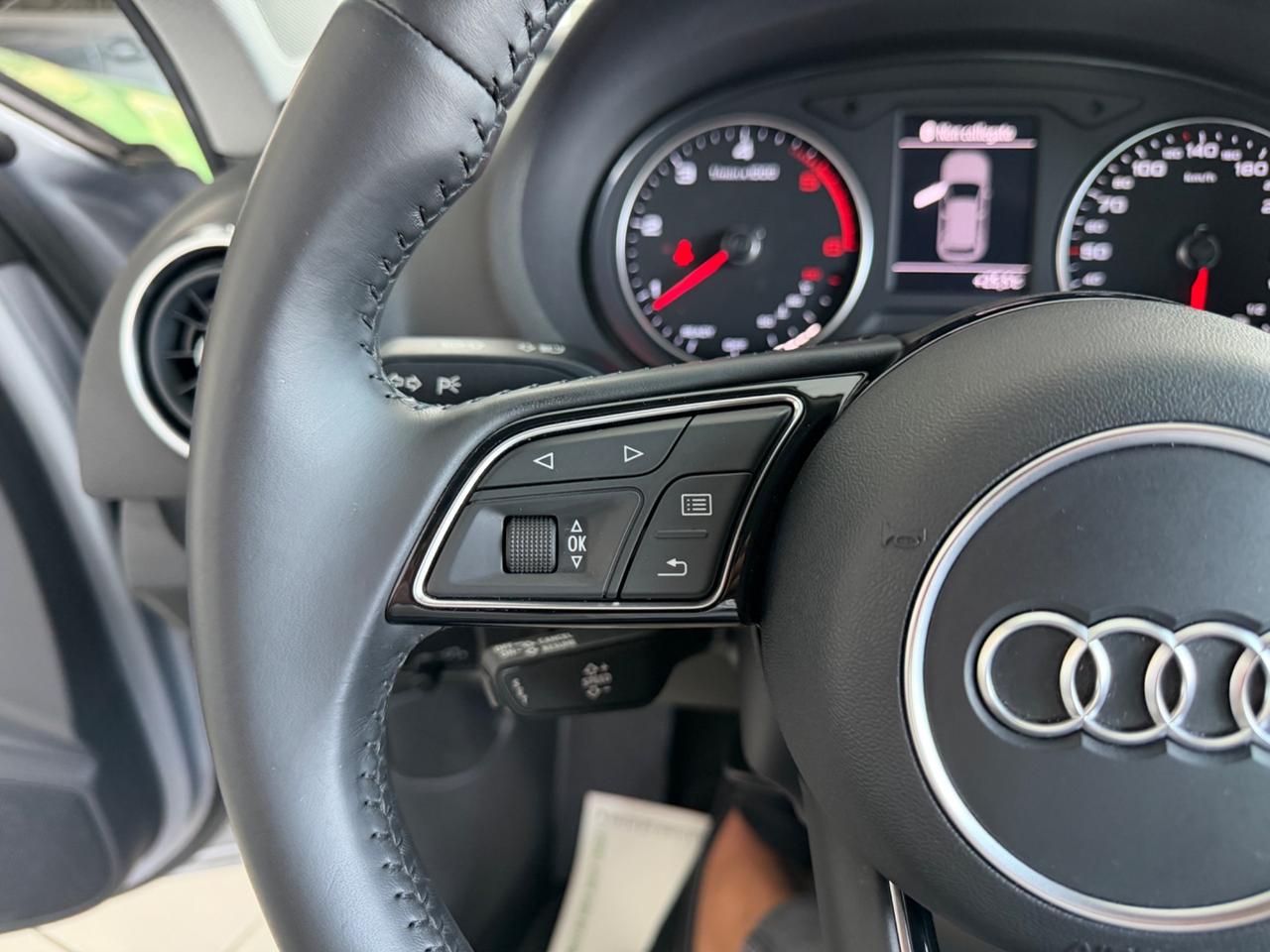 Audi A3 1.6 TDI 116 CV Sport Ultra euro6 Restiling