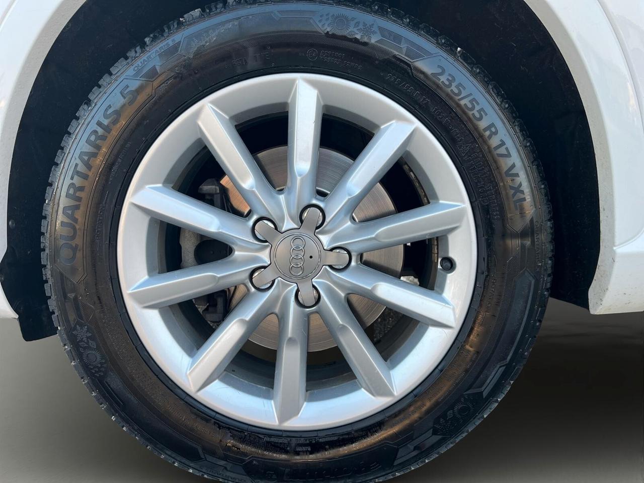 Audi Q3 2.0 TDI 120 CV Business