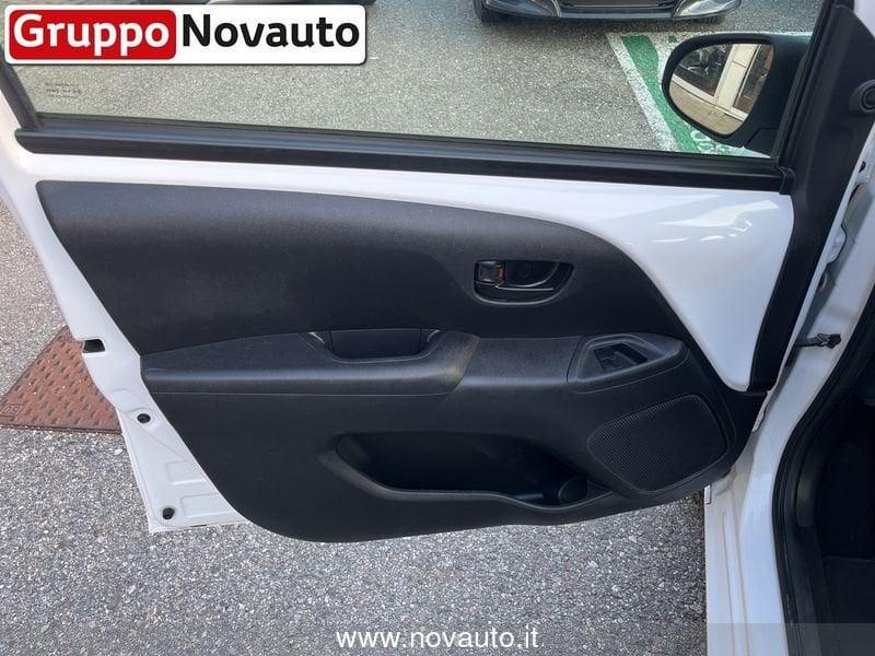 Toyota Aygo Connect 1.0 VVT-i 72CV 5 porte x-business light