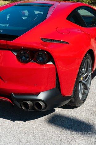Ferrari 812 Superfast 800 cv 25.000 km UNICOPRO -