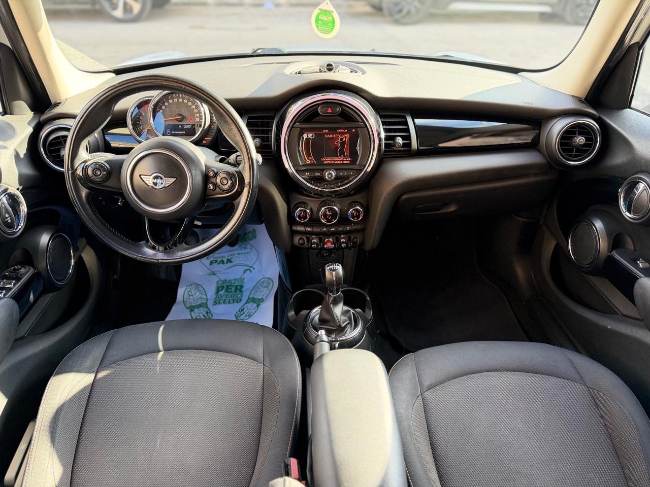 Mini 1.5 Cooper D 5 porte