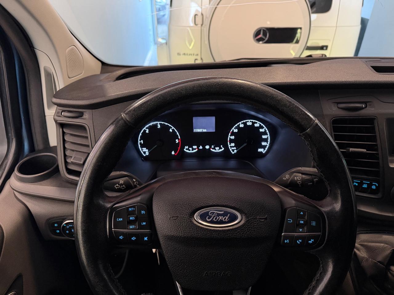 Ford Transit Custom 300 2.0 EcoBlue + IVA