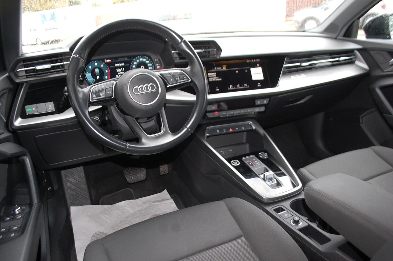 Audi A3 Sportback 35 2.0 tdi 150CV Business S-Tronic Uff Italy