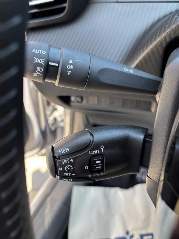 Peugeot 208 1.2 puretech Allure s&s 100cv LED-APP CONNECT-16"