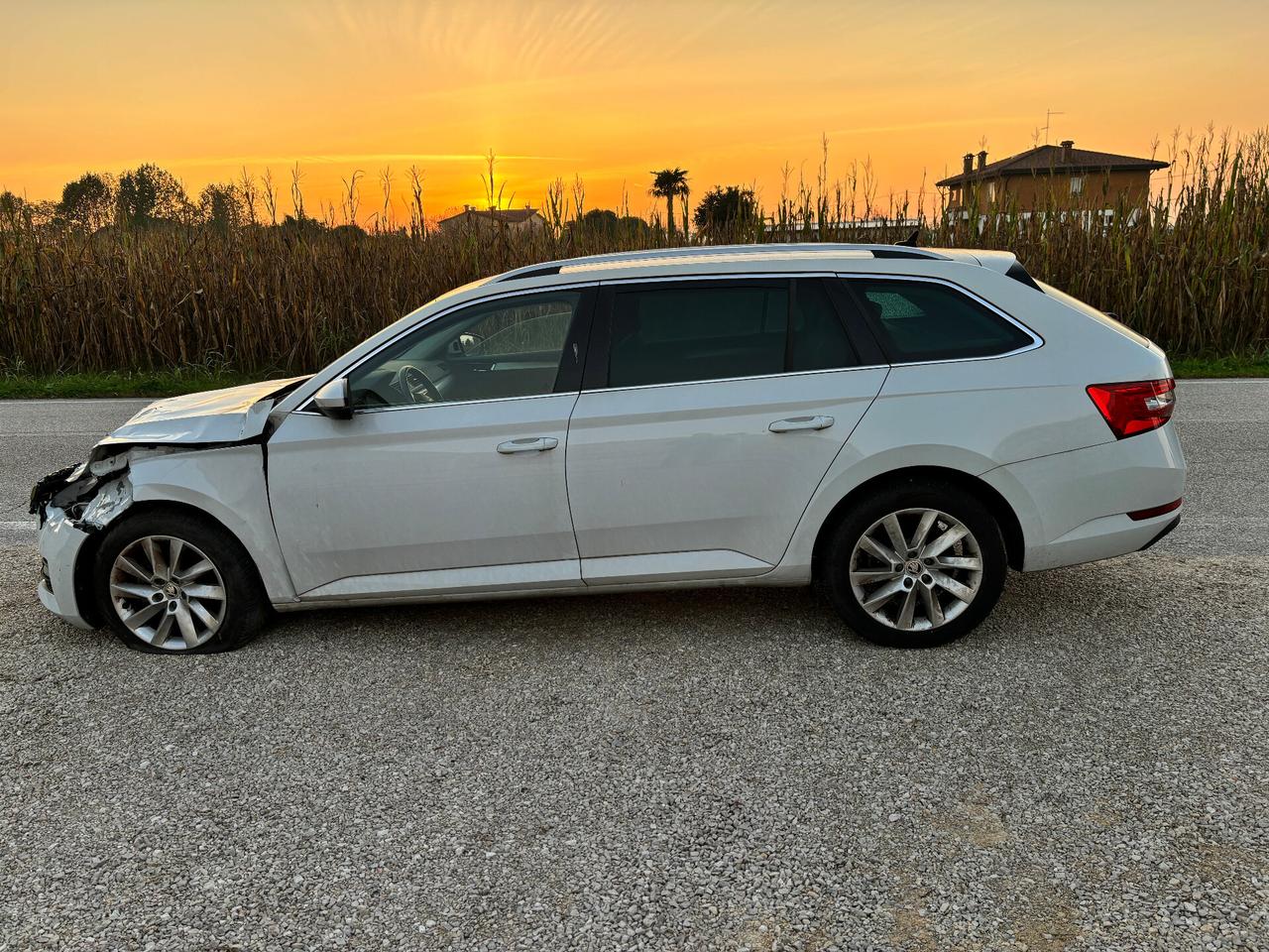 Skoda Superb 2.0 TDI 150 CV SCR Wagon Ambition