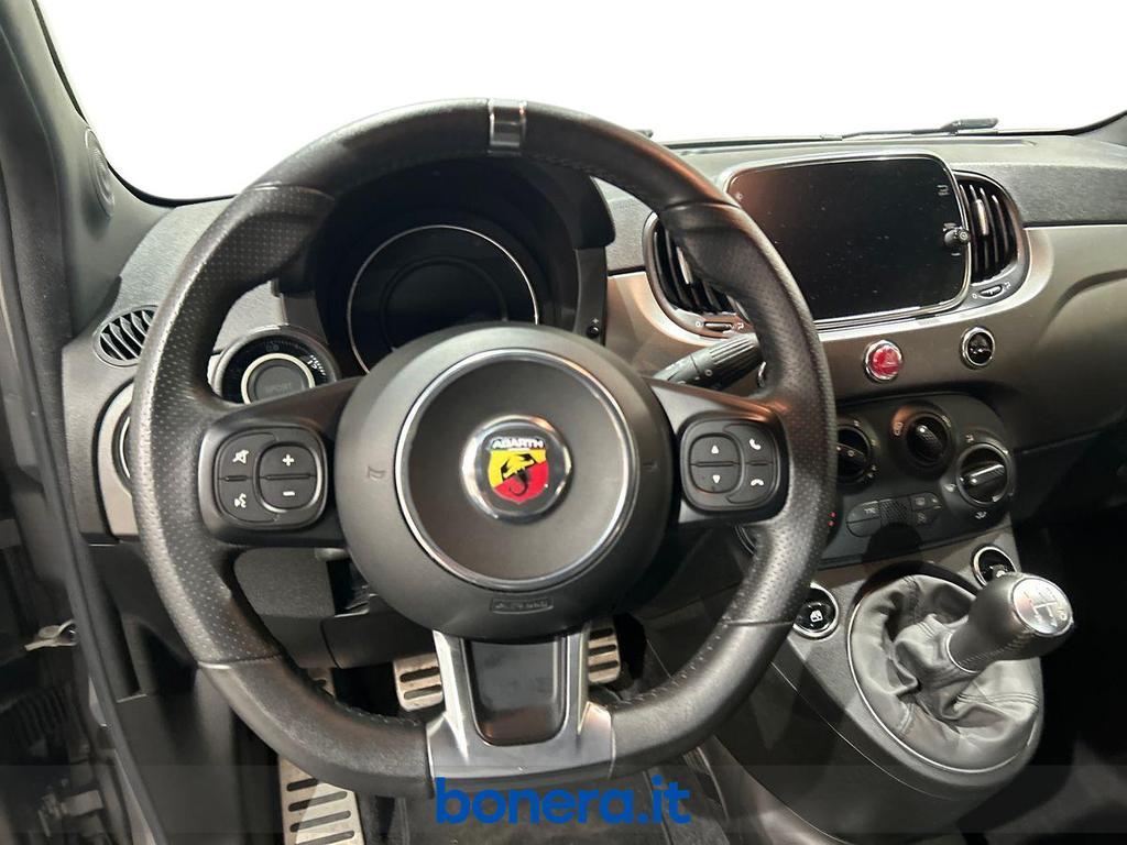 Abarth 595 1.4 T-Jet Pista