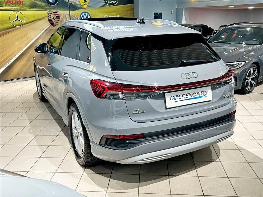 Audi Q4 50 e-tron quattro Business Advanced