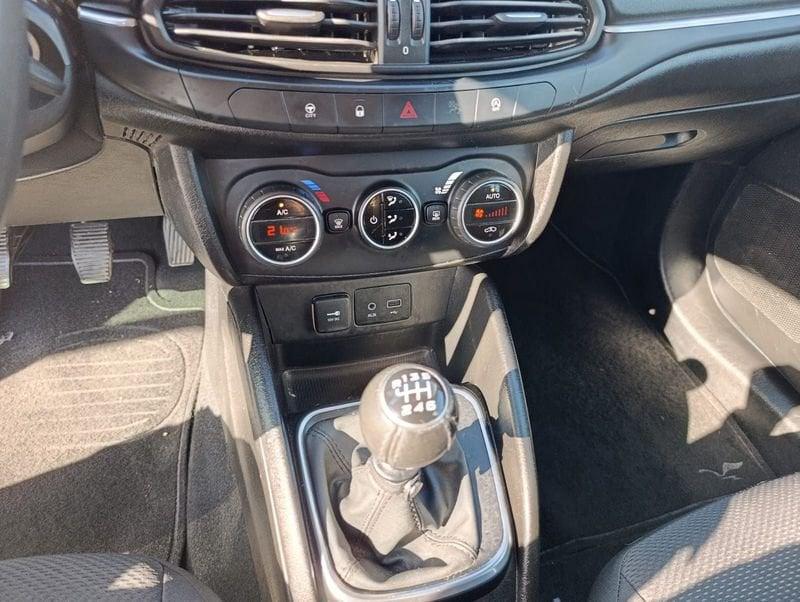 FIAT Tipo 1.6 Mjt 120cv 6M S&S Lounge 5p