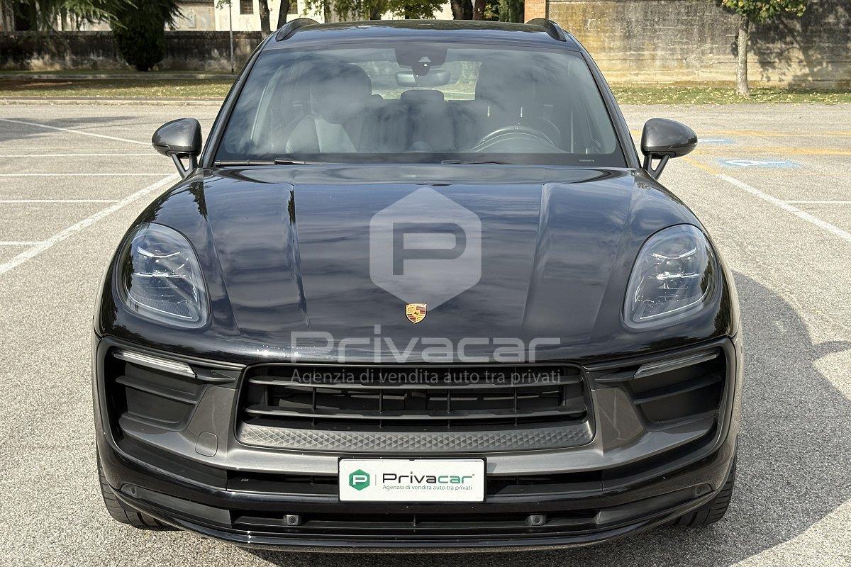 PORSCHE Macan 2.0 T