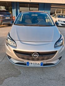 Opel Corsa 1.4 90CV GPL Tech 5 porte Black Edition