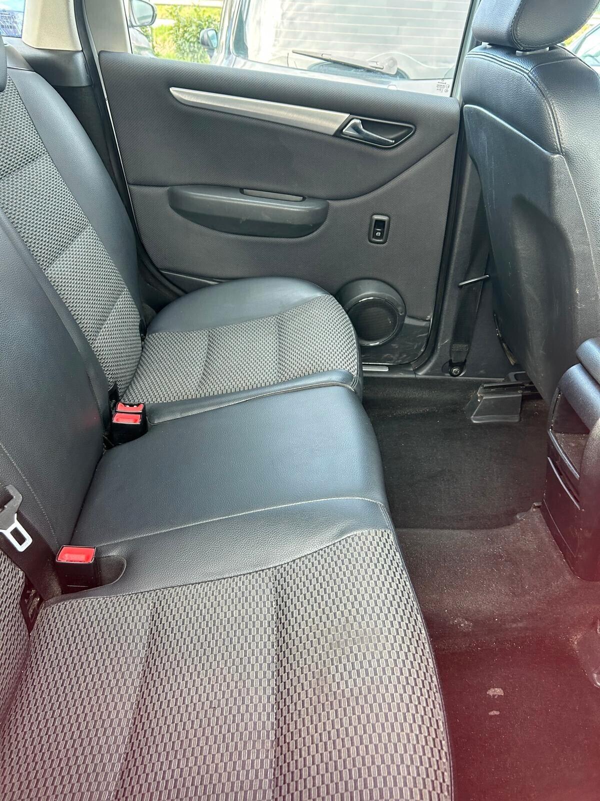 Mercedes-benz B 200 CDI Premium automatica ok neo patentati