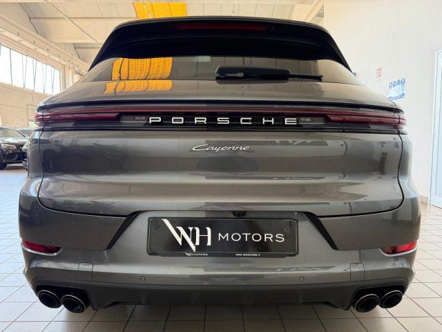 PORSCHE Cayenne 3.0 V6 E-Hybrid //TETTO//CARTIER//PARI AL NUOVO//