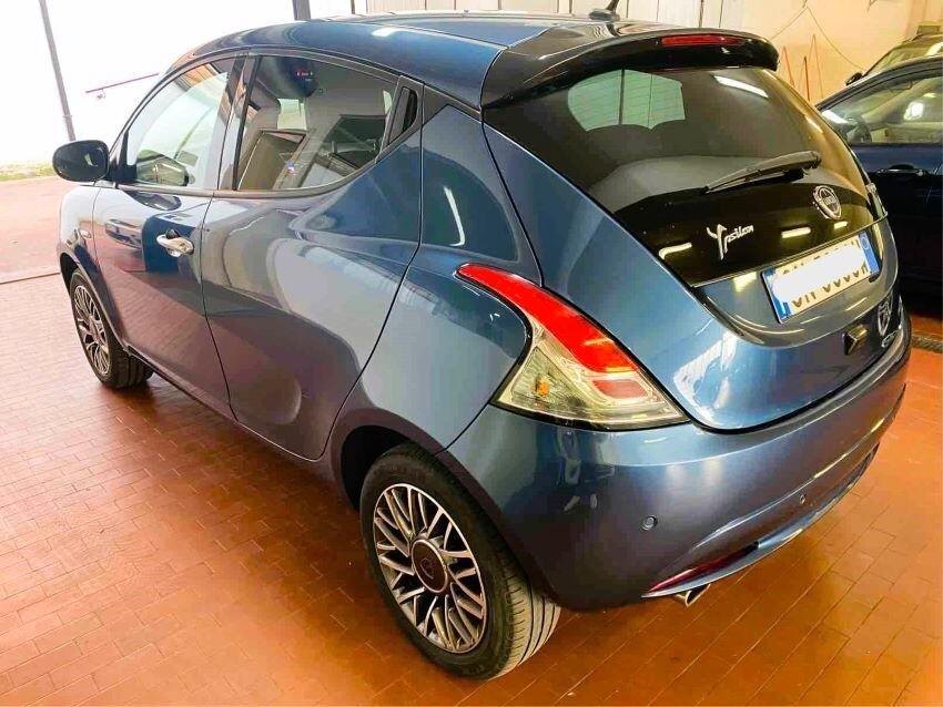 Lancia Ypsilon 1.0 FireFly 5 porte S&S Hybrid Gold PREZZO REALE NO PROMO