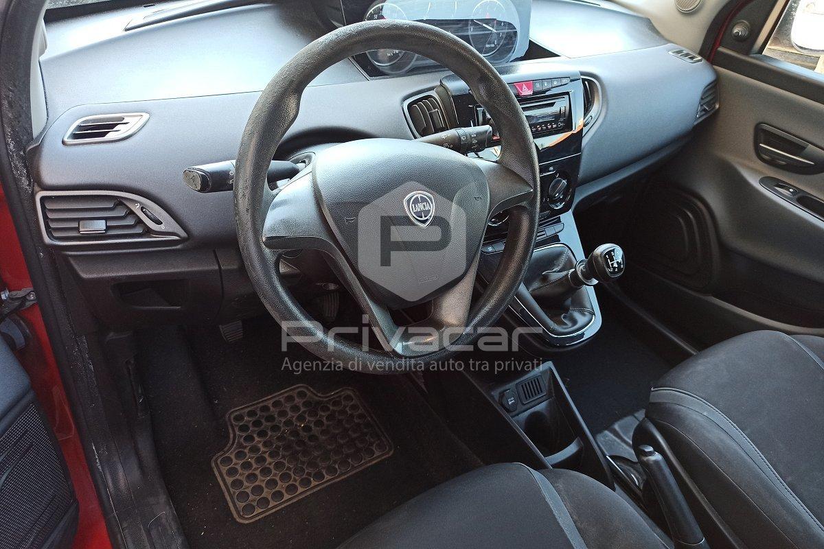 LANCIA Ypsilon 1.2 69 CV 5 porte GPL Ecochic Silver