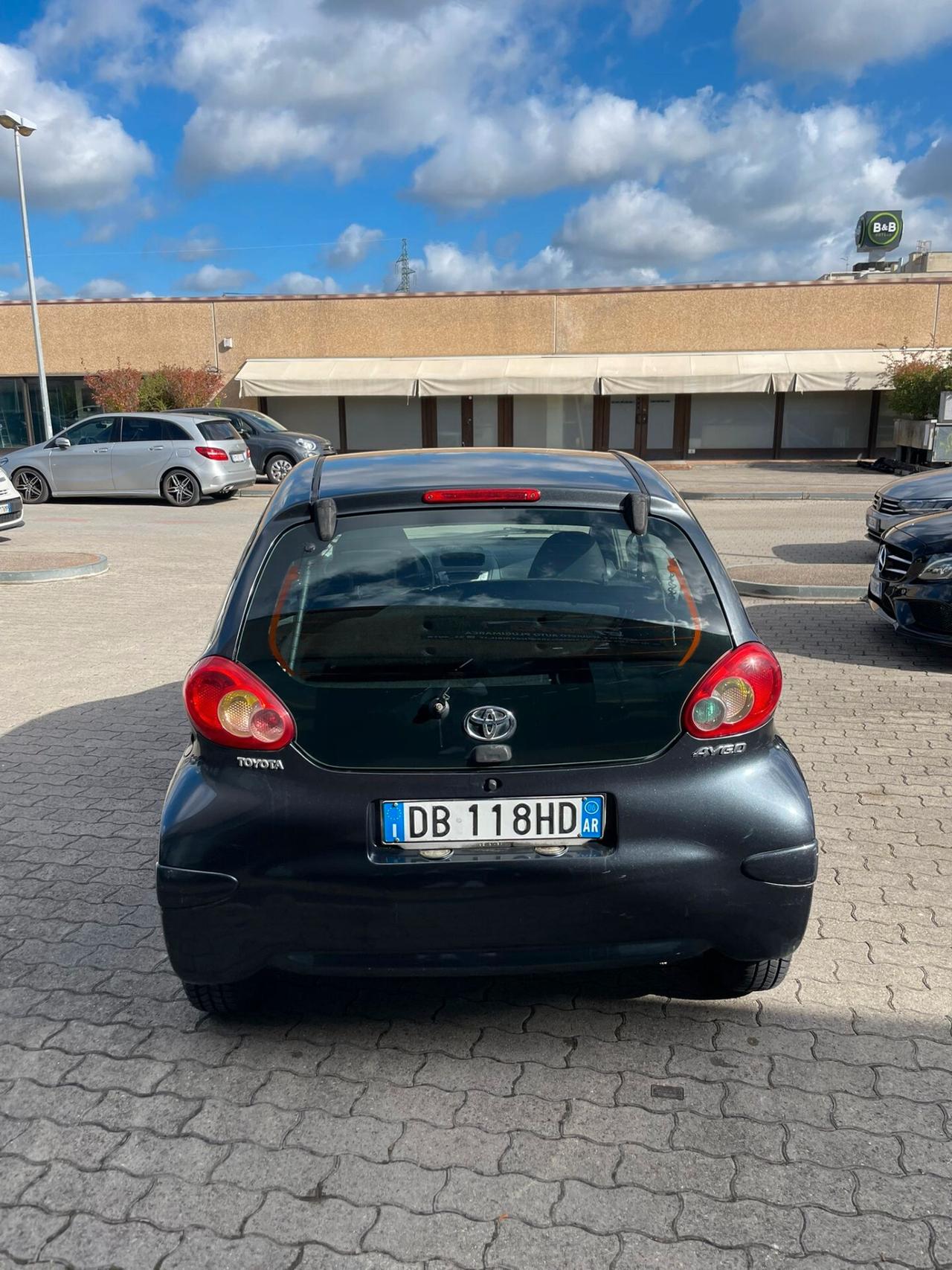 Toyota Aygo 1.0 12V VVT-i 3 porte Sol