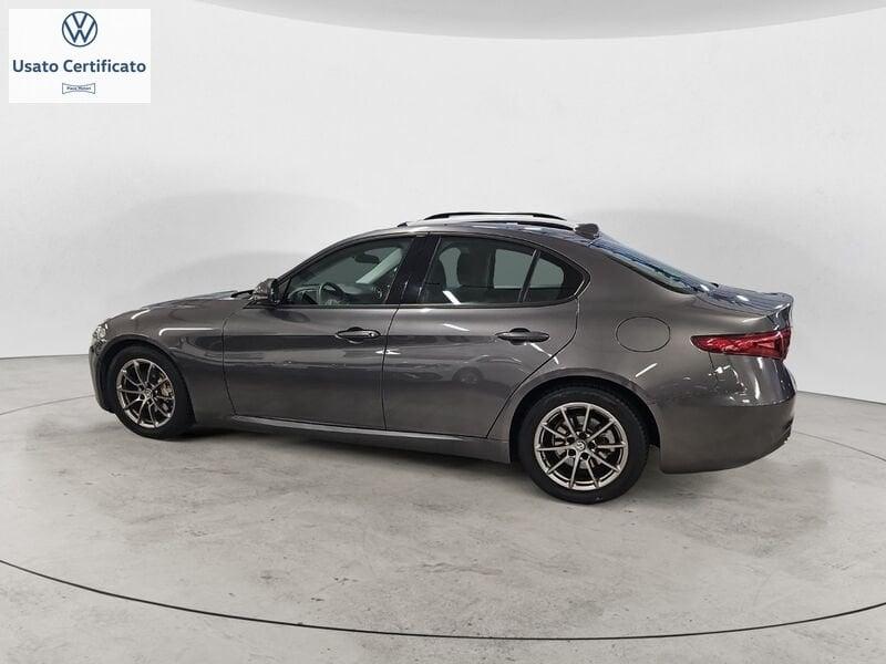Alfa Romeo Giulia Giulia 2.2 Turbodiesel 136 CV AT8 Business