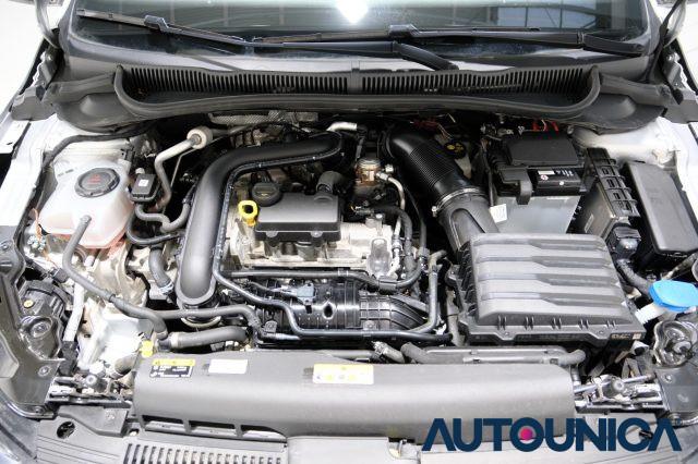 VOLKSWAGEN Polo 1.0 TSI DSG LIFE AUTOMATICA NEOPATENTATI