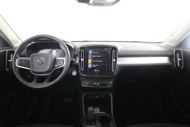 VOLVO XC40 XC40 T3 Geartronic Business Plus/Momentum Pro