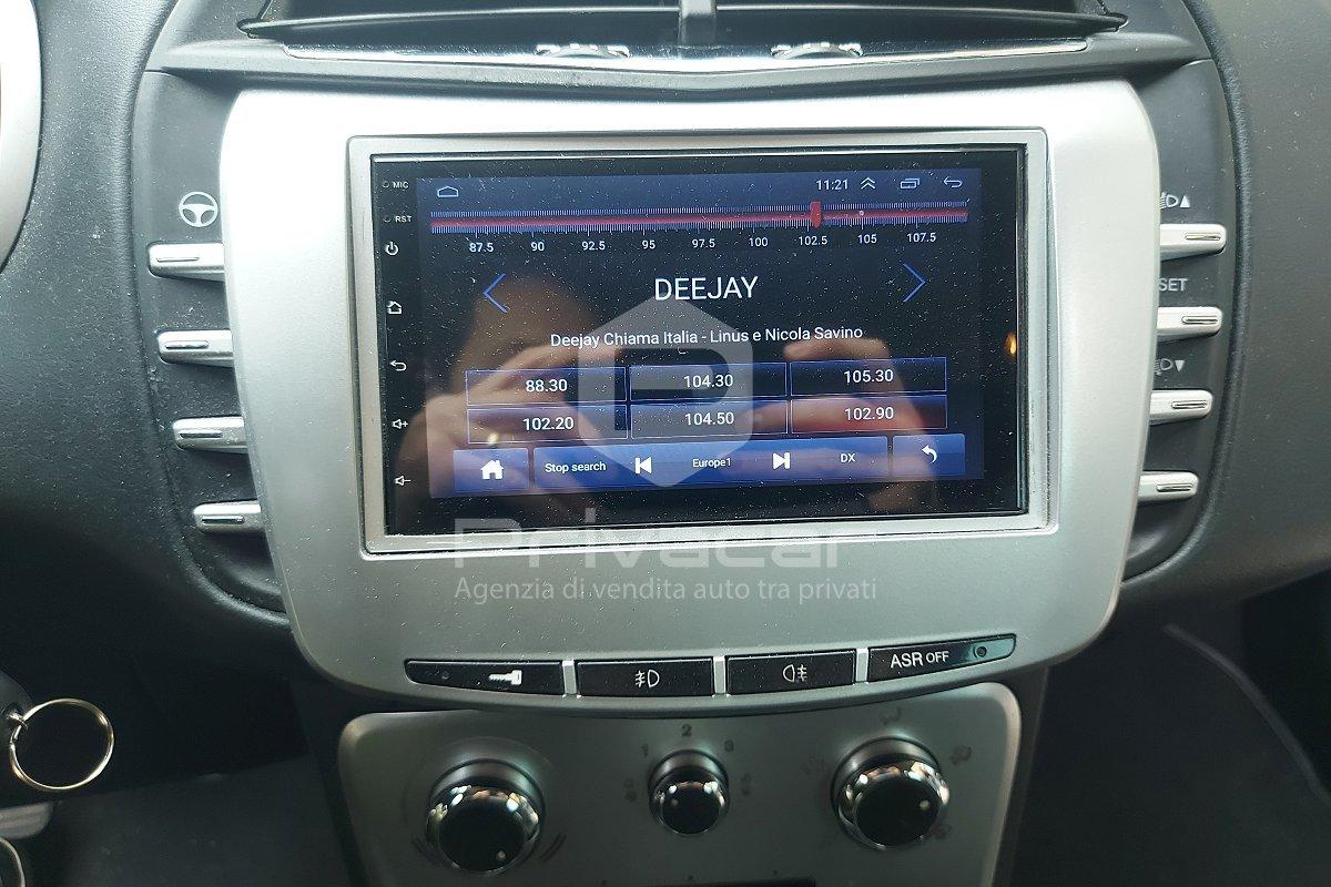 LANCIA Delta 1.6 MJT DPF Silver