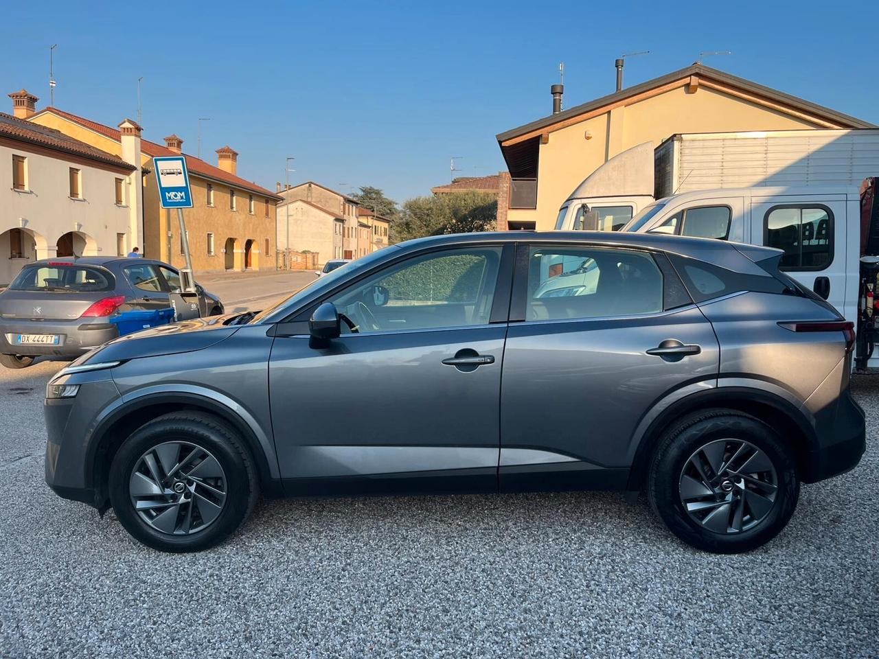 Nissan Qashqai MHEV 140 CV Business