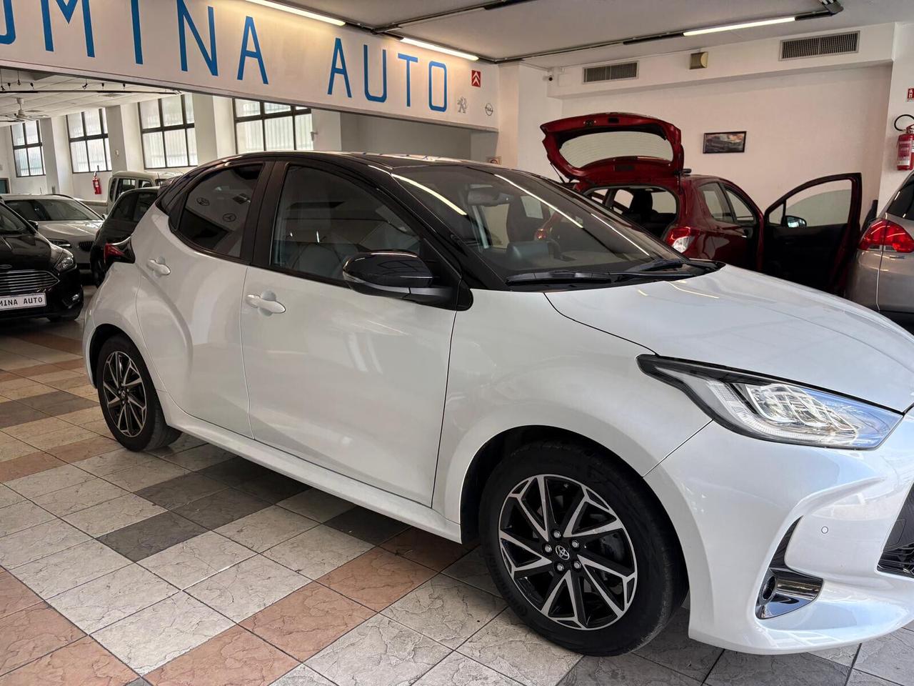 Toyota Yaris 1.5 Hybrid 5 porte Style