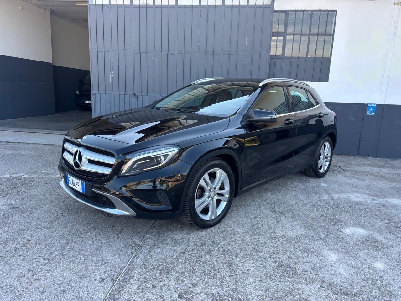 Mercedes-benz GLA 200 d Automatic 4Matic Premium