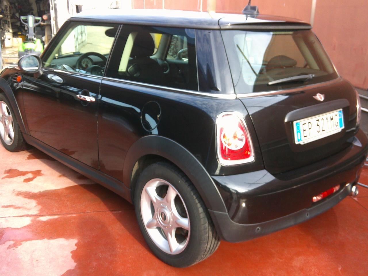 Mini Mini 1.6 16V Cooper D