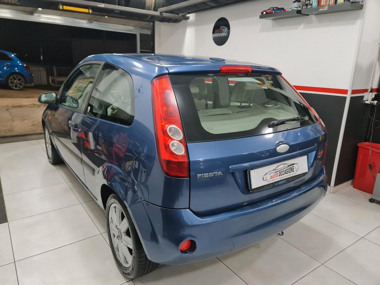 Ford Fiesta 1.2 16V 3p. Ghia