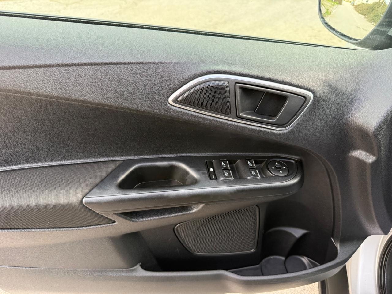 Ford B-Max 1.4 90 CV GPL Titanium