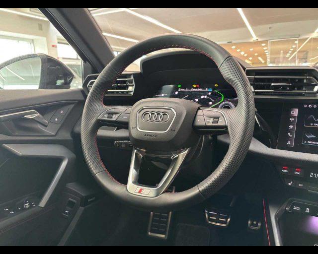 AUDI A3 NUOVA SEDAN Sedan 1,5 L4 110 DSG