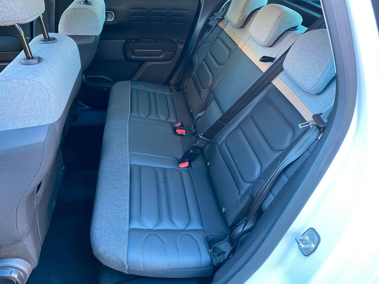 Citroen C3 Aircross PureTech 110 S&S Shine Pack Bi-Color