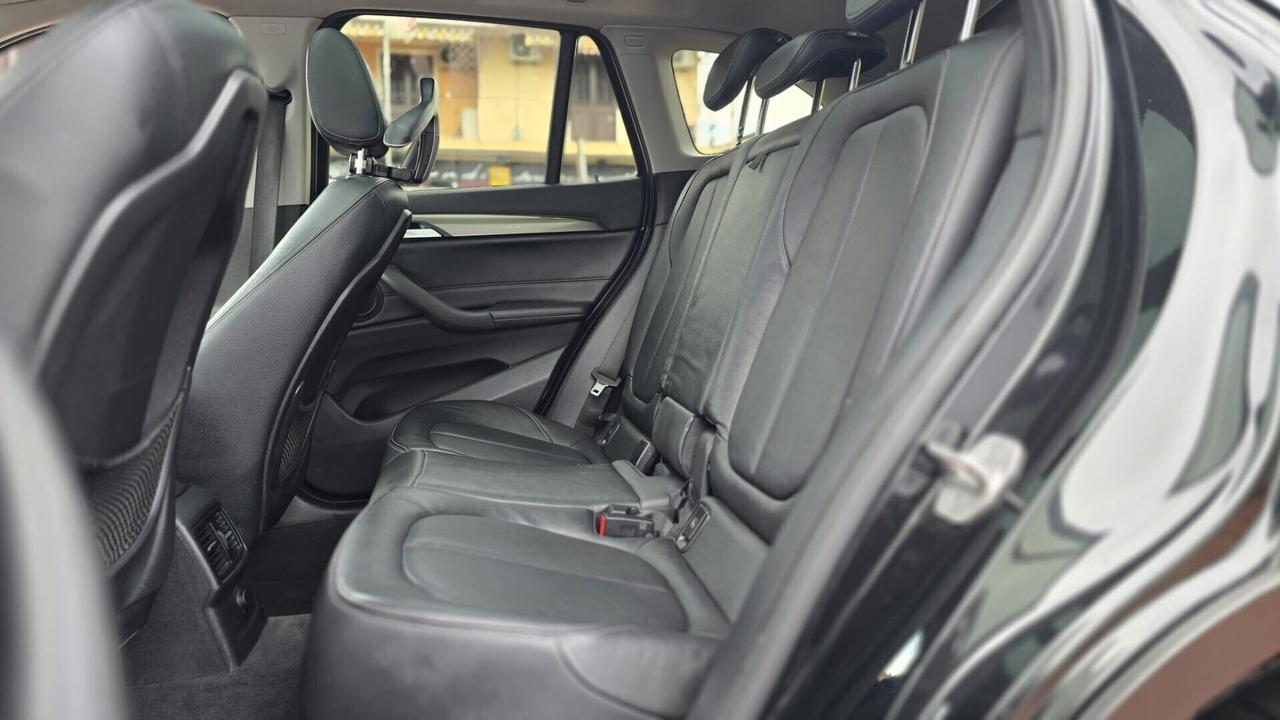 Bmw X1 sDrive18d xLine