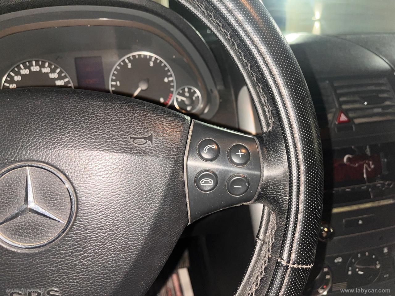 MERCEDES-BENZ A 180 CDI Avantgarde Edition 10