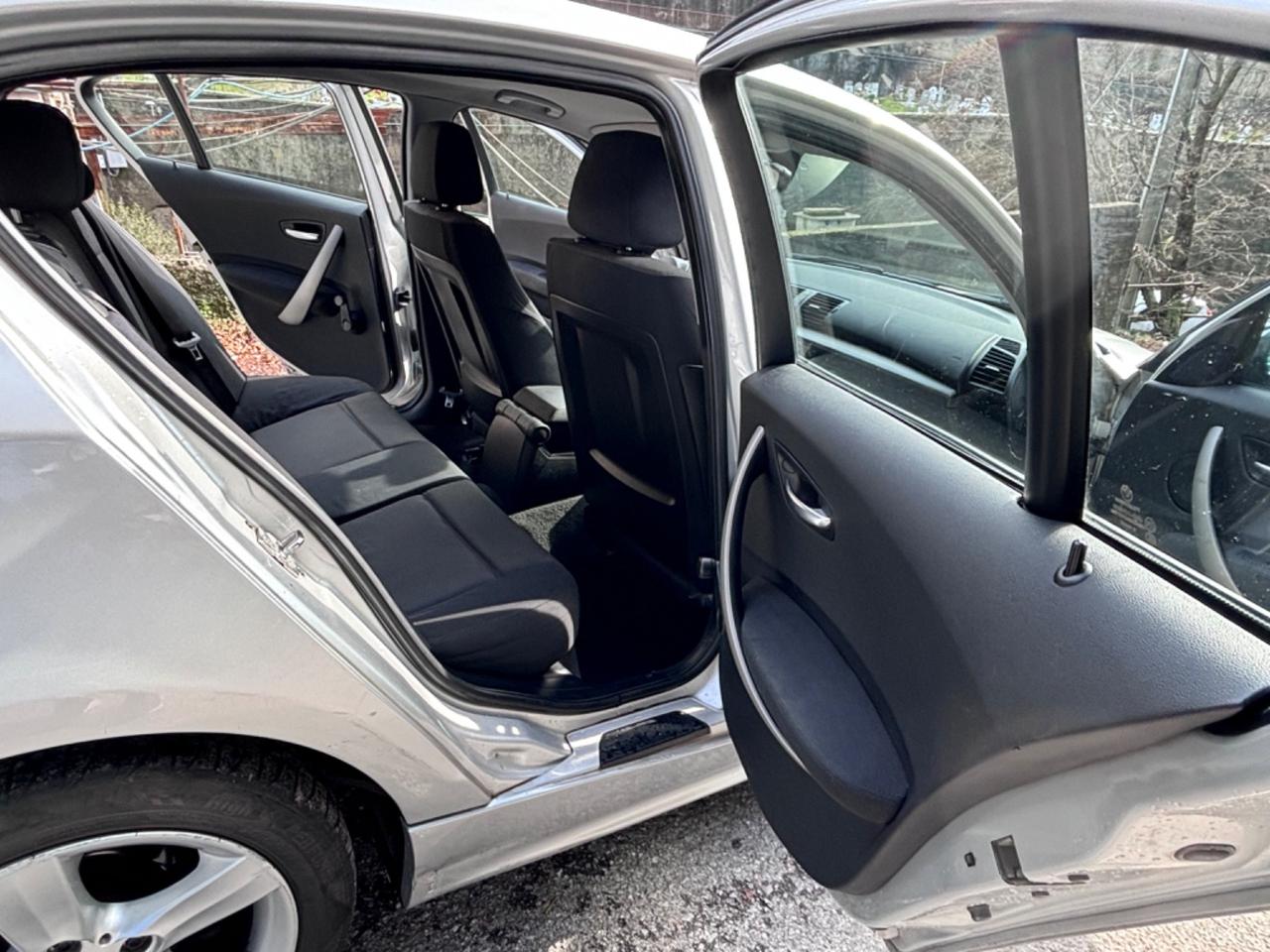 Bmw 116 116i cat 5 porte Futura