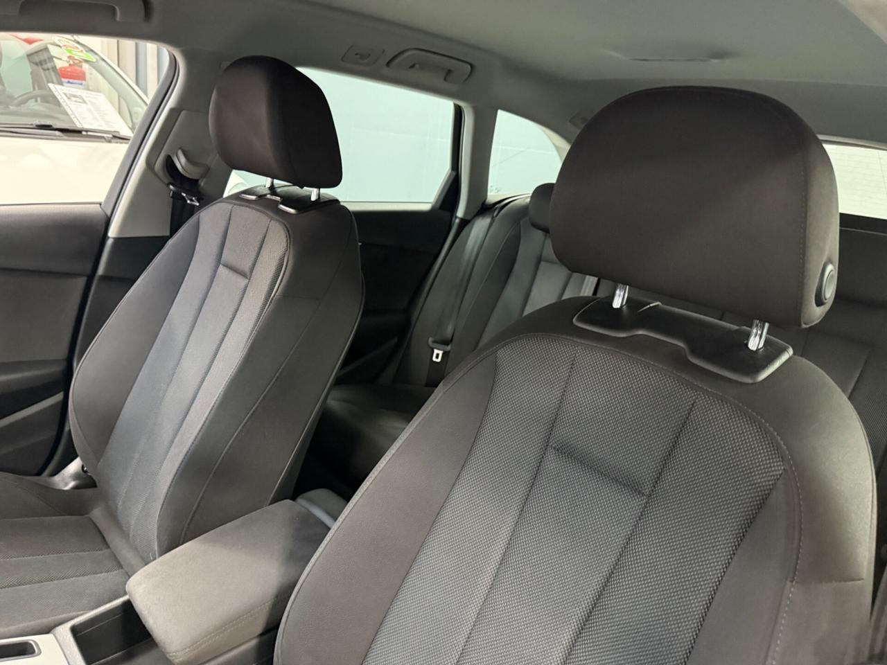 Audi A4 Avant 35 TDI/163 CV S tronic Business Advanced