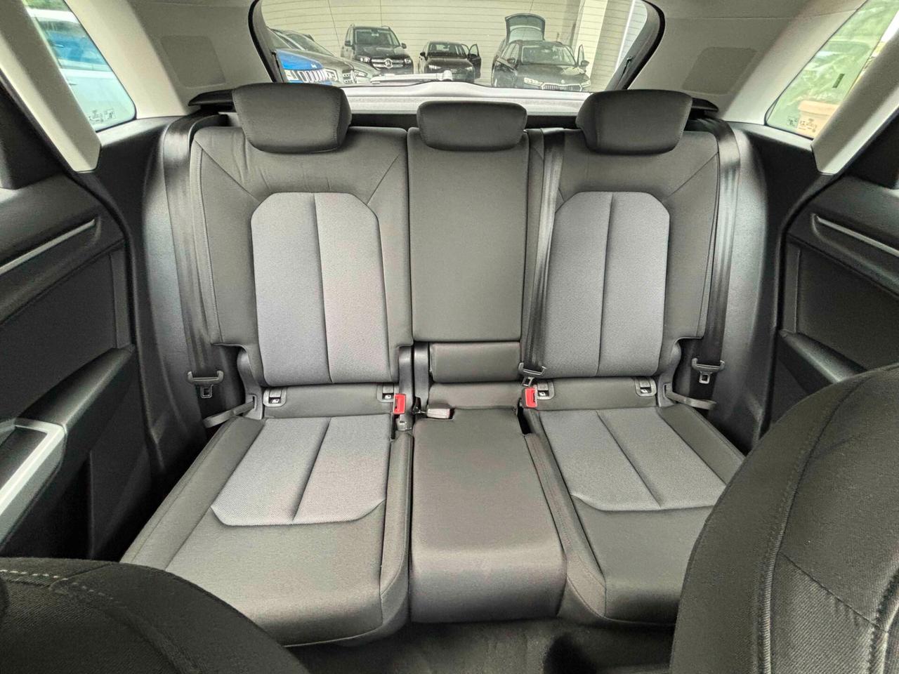 Audi Q3 35 TDI quattro S tronic Business