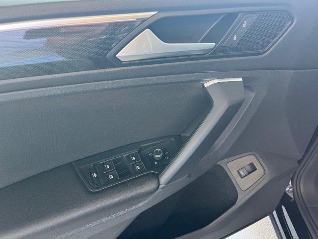 VOLKSWAGEN Tiguan 2.0 TDI 150 CV SCR DSG Elegance