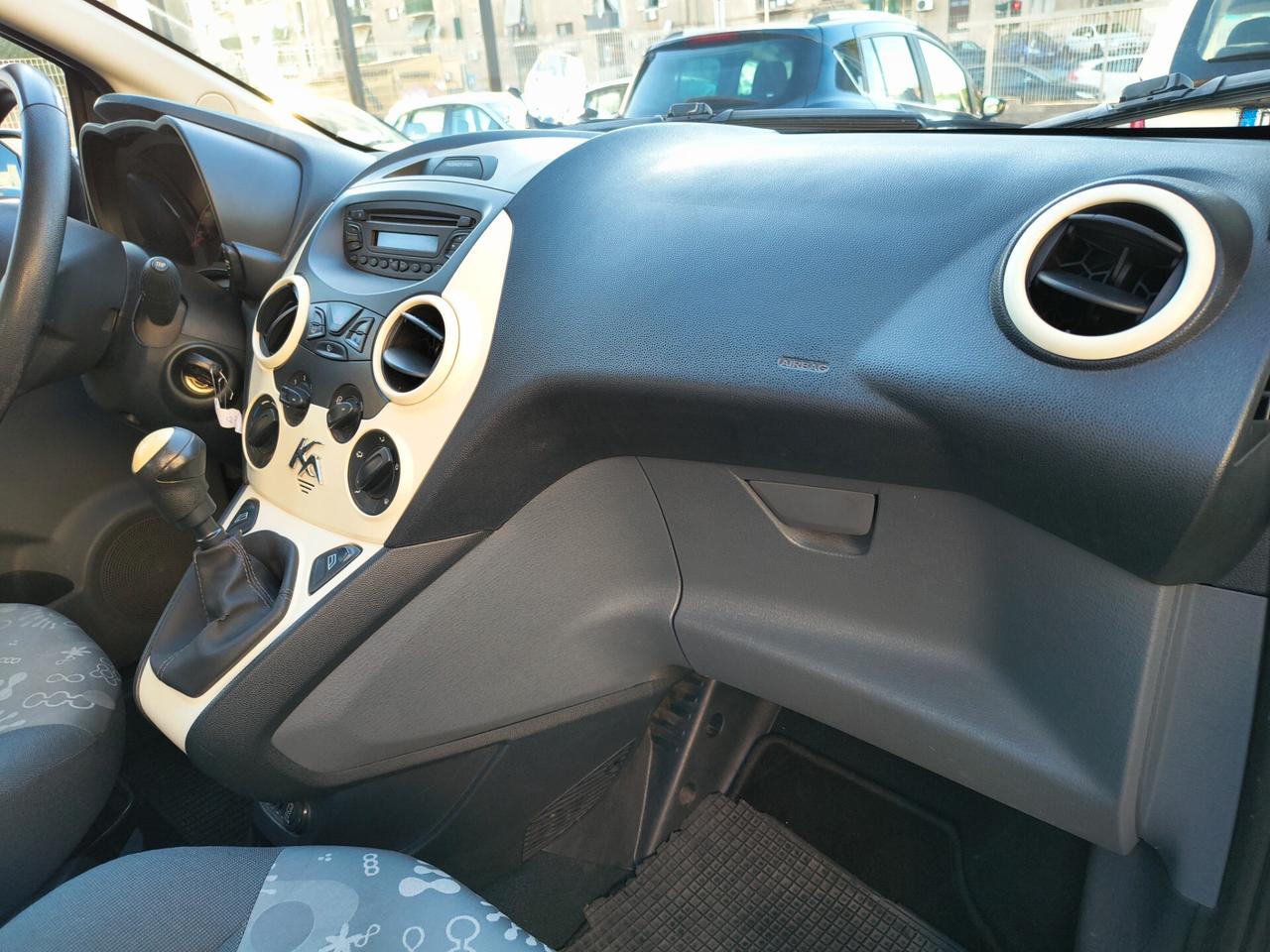 FORD KA 1.2 BENZINA SOLO 67.000 KM 2015