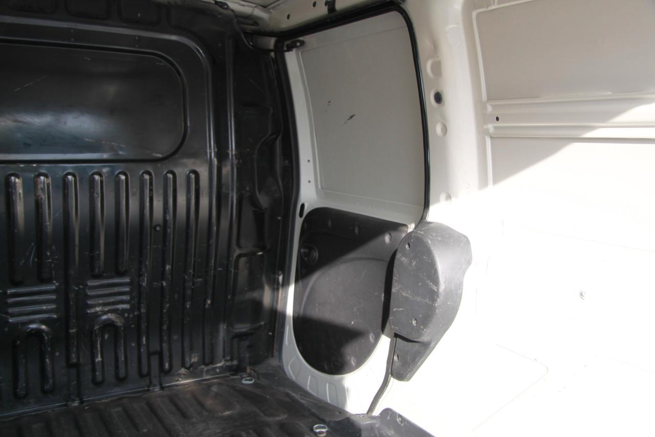 FIAT DOBLO' AUTOCARRO